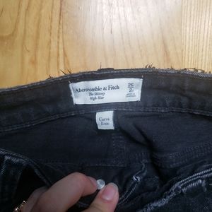 Abercrombie and Fitch the skinny high rise size 26/2